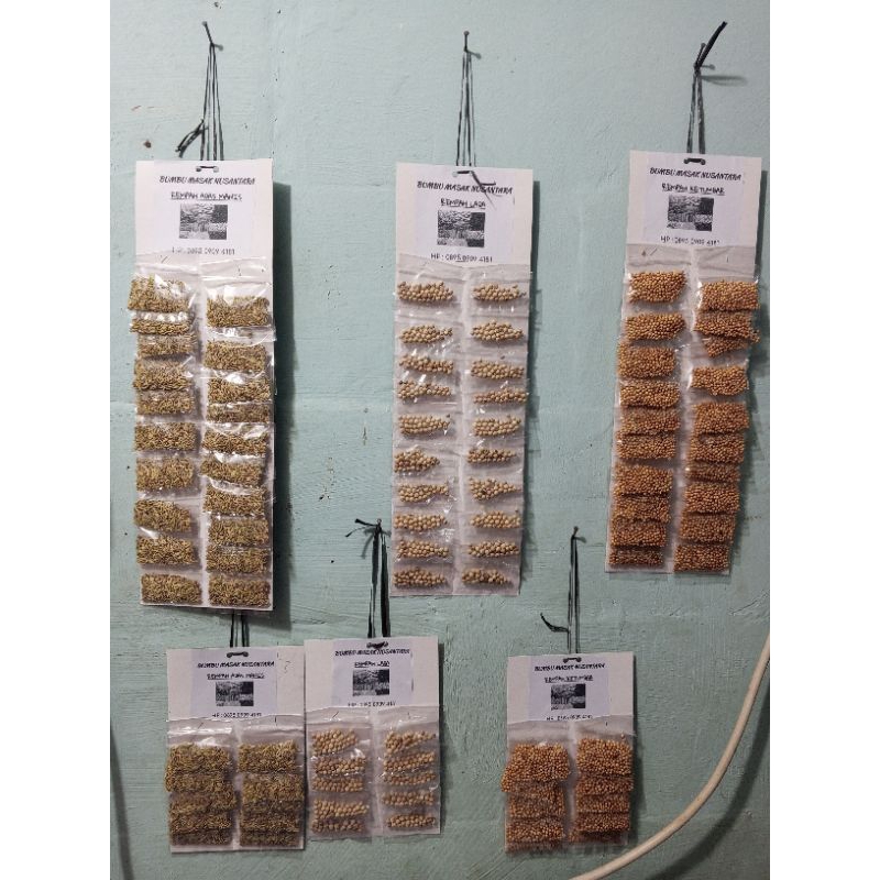 

Bumbu rempah rencengan / peka / ketumbar / kapol / adasmanis /cengkeh / klabet / kayumanis / jinten / lada