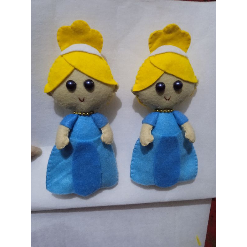 Boneka Cinderella