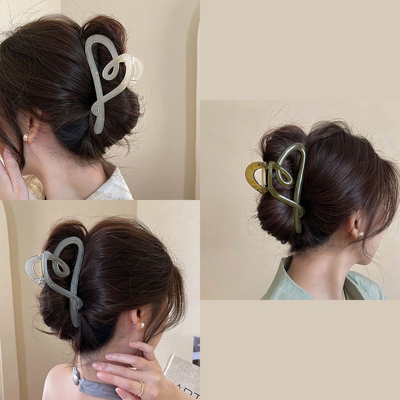 Jedai Jepit Rambut Wanita Motif Love 12 cm - Jepitan Rambut Besar Elegan & Kuat Harga Grosir Bisa CO