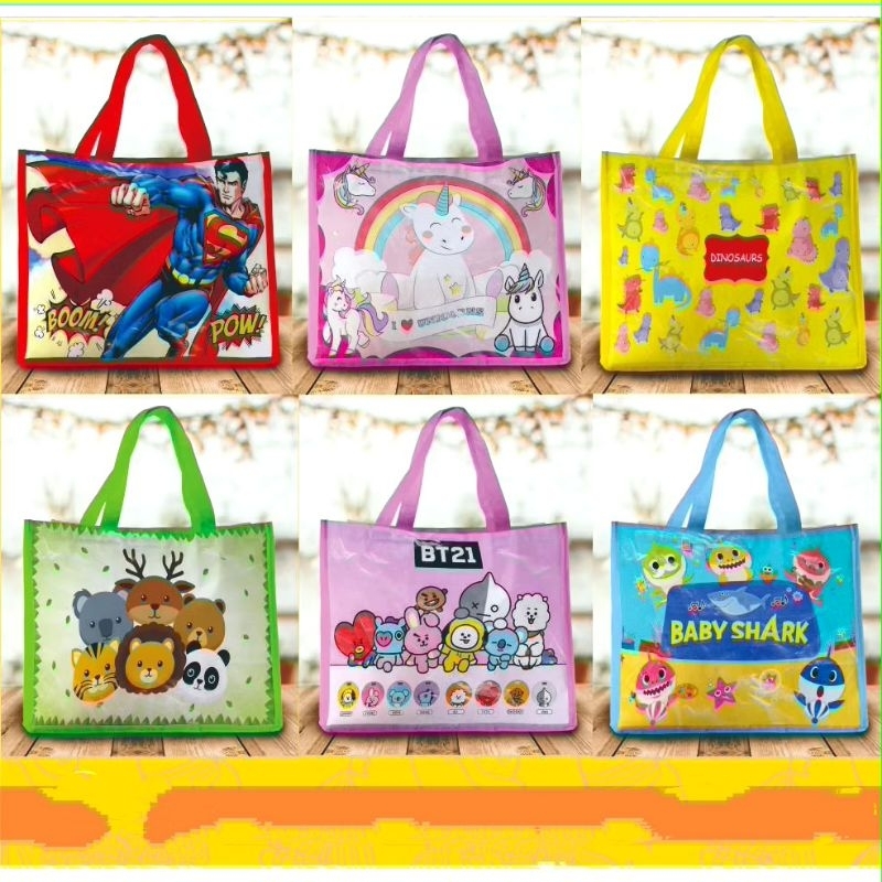 

Tas Ulang Tahun Anak / Tas Ultah / Goodie Bag Hampers Souvenir Landscape T20 P25