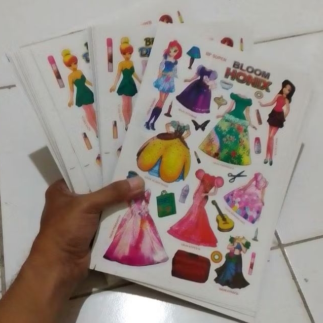 50 LEMBAR BONGKAR PASANG/MAINAN BONEKA KERTAS