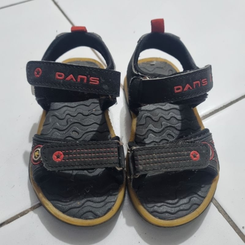 Sandal Anak Dans