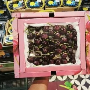 

Buah Cherry red lantern super premium import gift Box