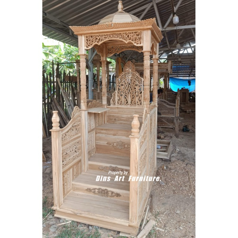 Mimbar Masjid Jati Pintu Depan - Mimbar Jati Kubah