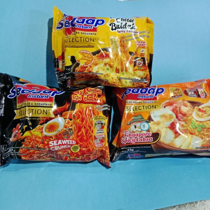 

Mie Sedaap Selection dengan rasa Korean chese Buldak, Korean spicy chicken, dan Singapore spicy laksa