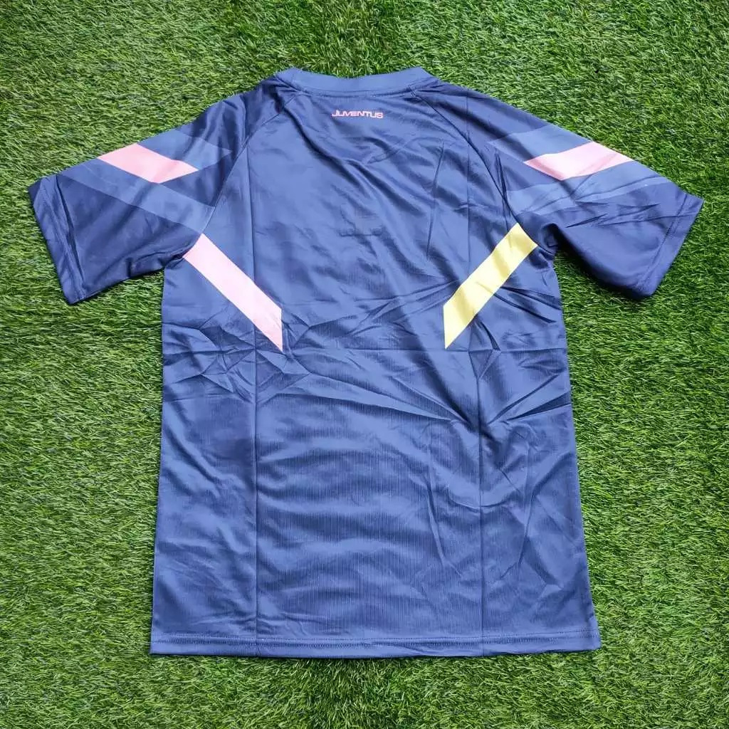JERSEY BOLA JUVENTUS TRAINING TREFOIL 2024/2025 GRADE ORI HIGH QUALITY