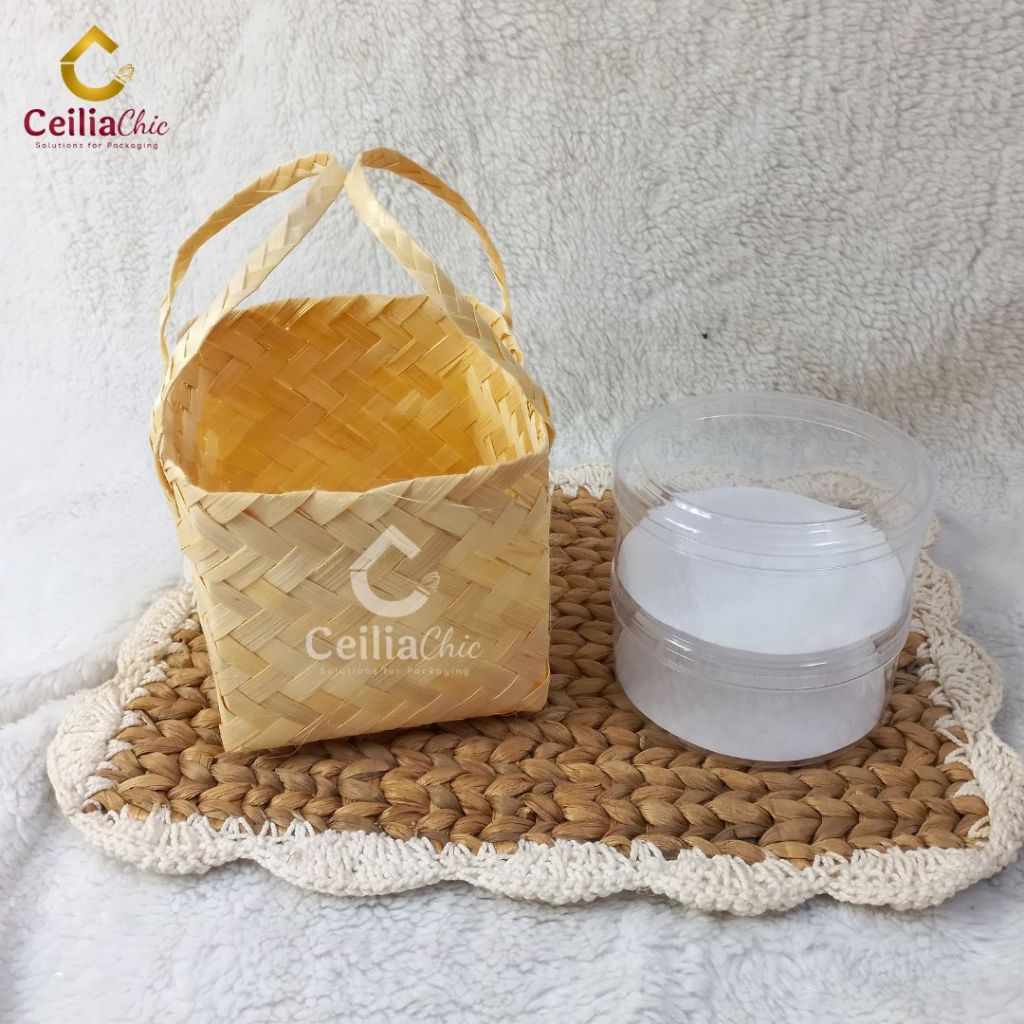 

Tas Hampers Anyaman Bambu dengan Kertas Beltpaper Hangtag Kemasan Parcel Hampers