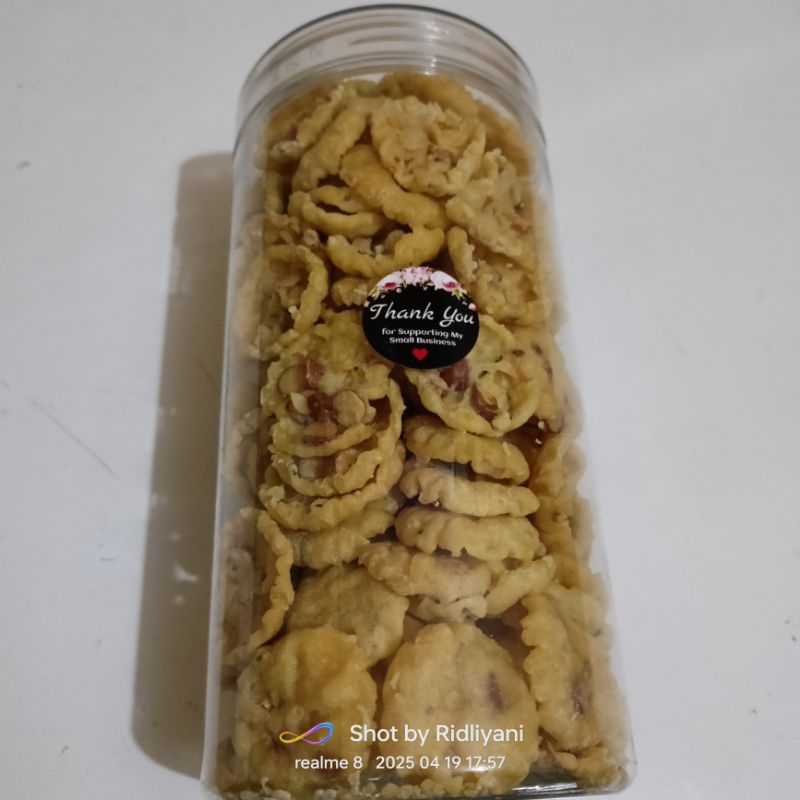 

Peyek Koin ukuran 1000ml