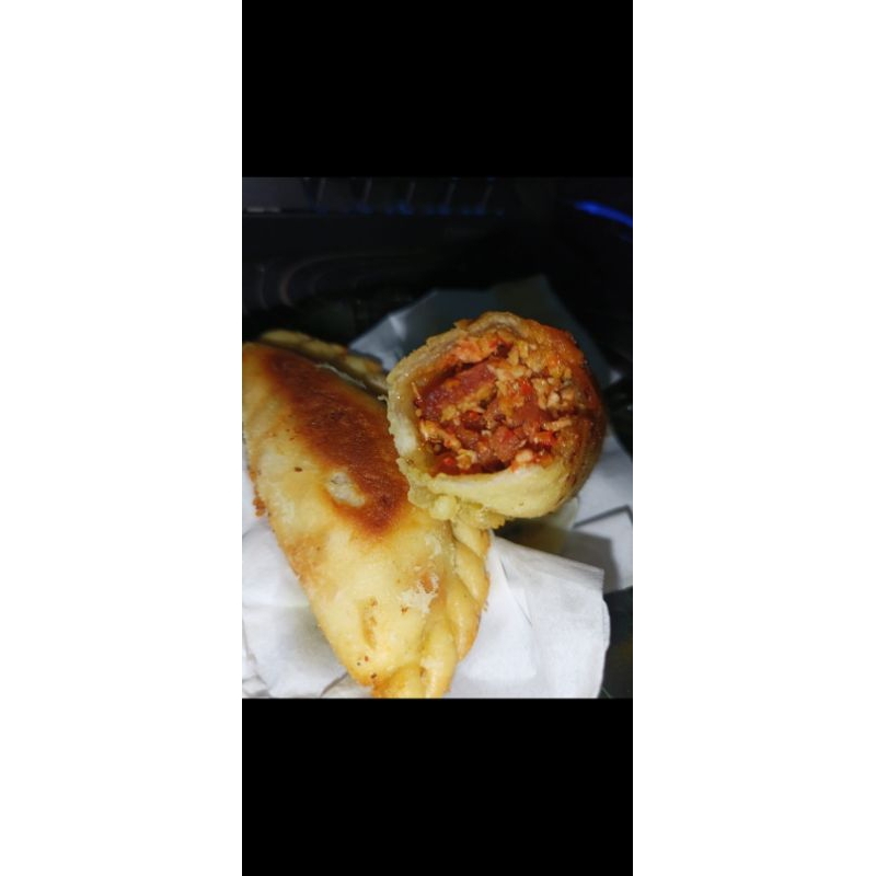 

Cireng isi Ayam suwir bakso keju