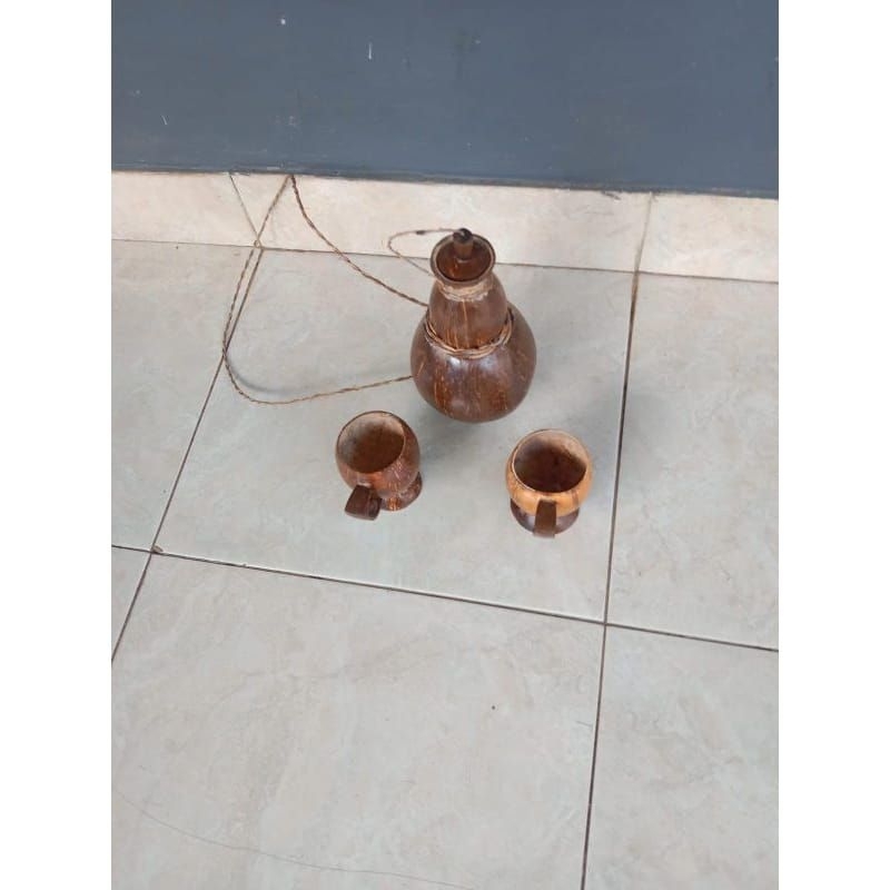 Kempis botol air minum+cangkir