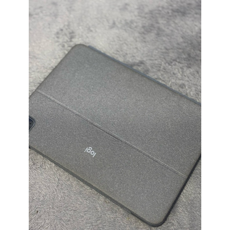 logitech combo touch keyboard ipad pro 11 inch second