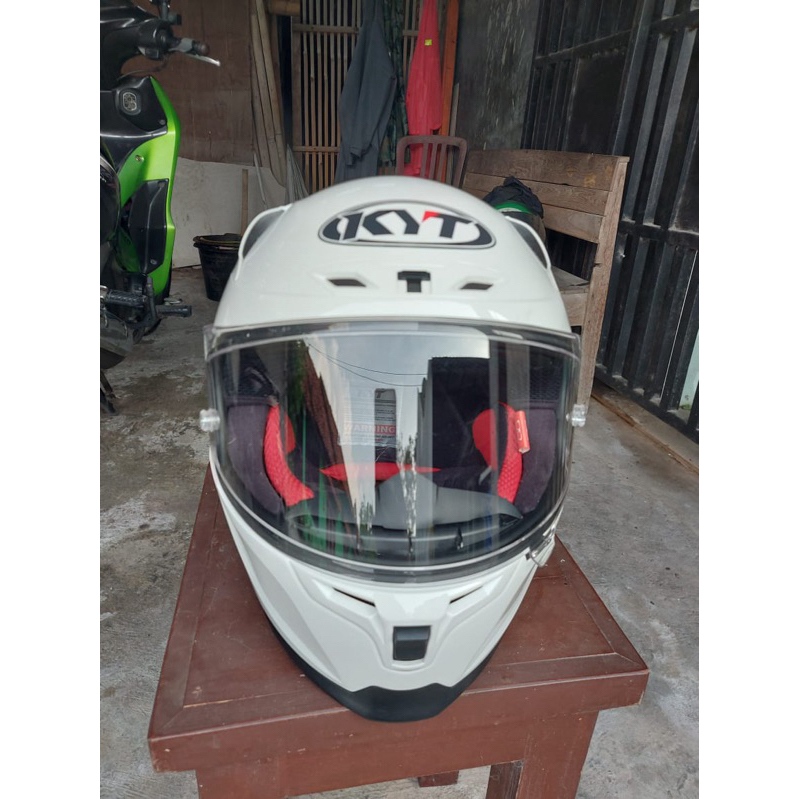 KYT STRIKER PUTIH SIZE XL