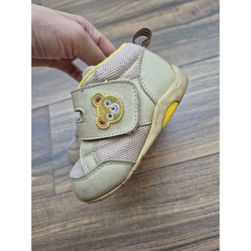 preloved sepatu mikihouse miki house ori murah