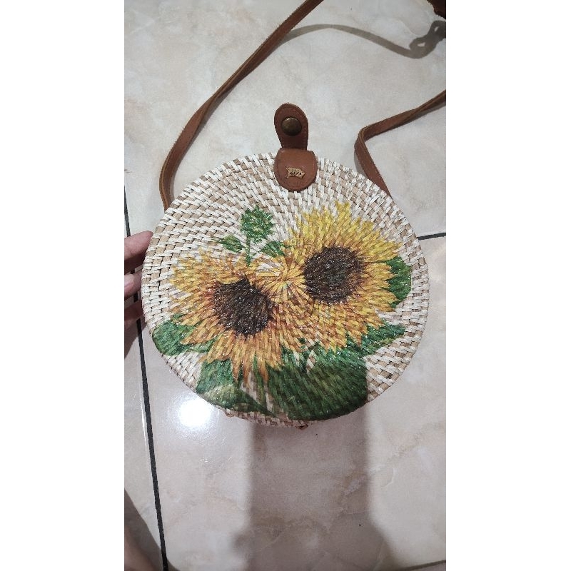 

Preloved Tas Bulat Bali