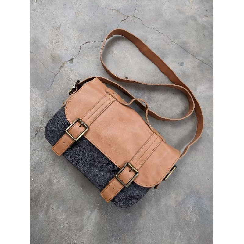 Sling bag Bean Pole Messenger Leather Bag