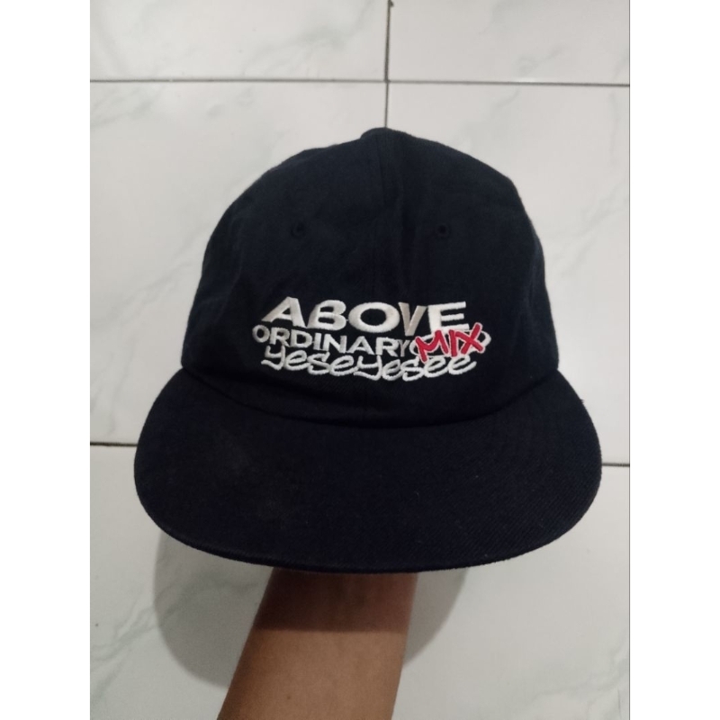 TOPI YESEYESEE