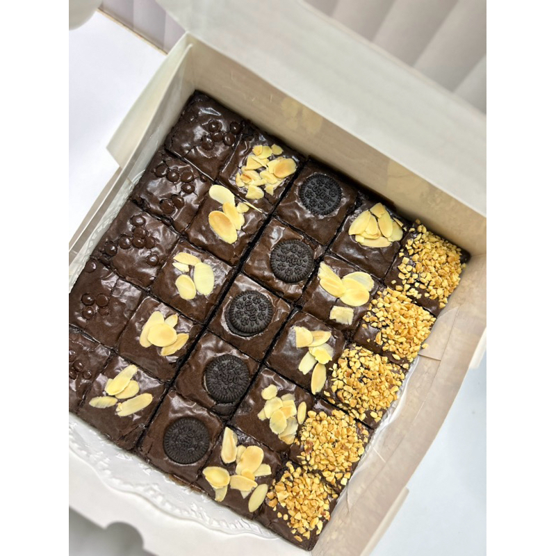 

Browniesfudgy20x20