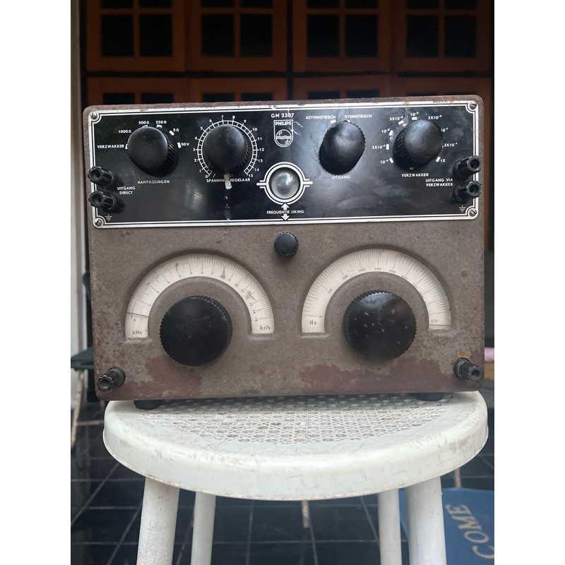 Audio Feequancy Oscillator Philips GM 2307 Signal Generator