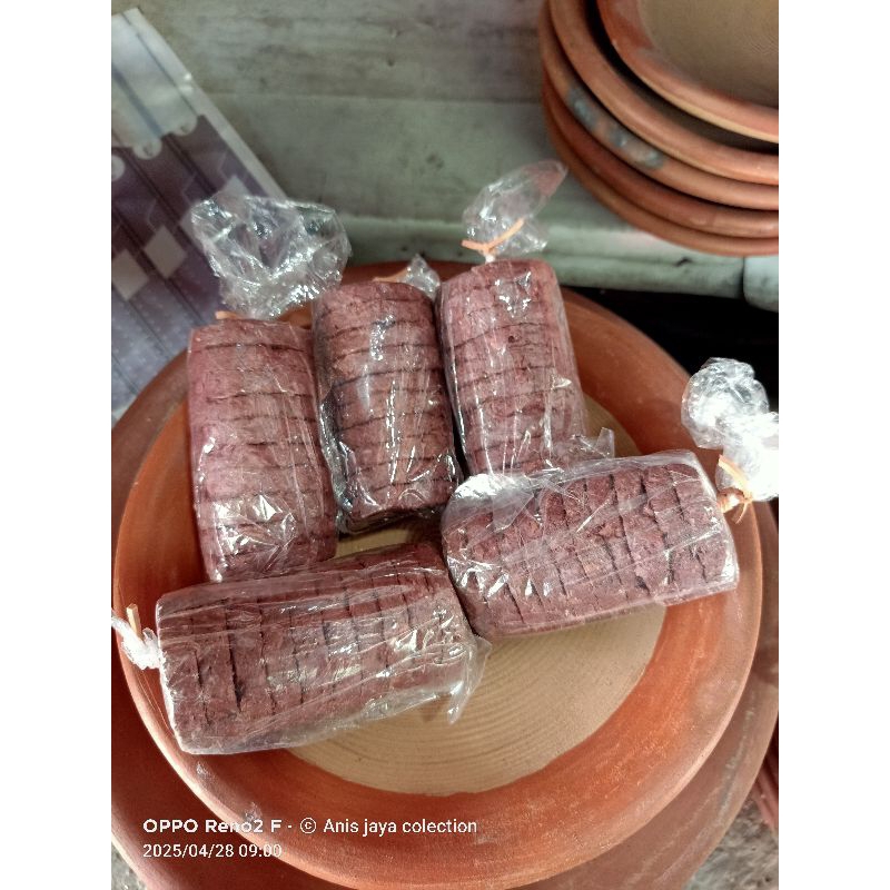 

TERASI IKAN ENAK BUAT SAMBEL BIKIN KETAGIHAN KHAS MADURA