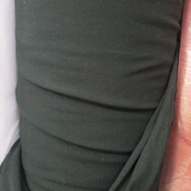 kain katun poplin hitam polos