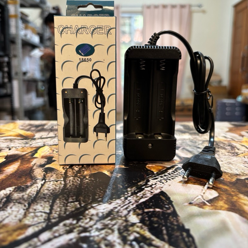 charger 2 batre charger battery charger baterai charger senter dan laser