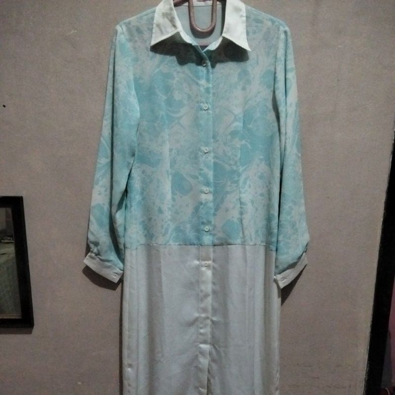 Tunik biru langit