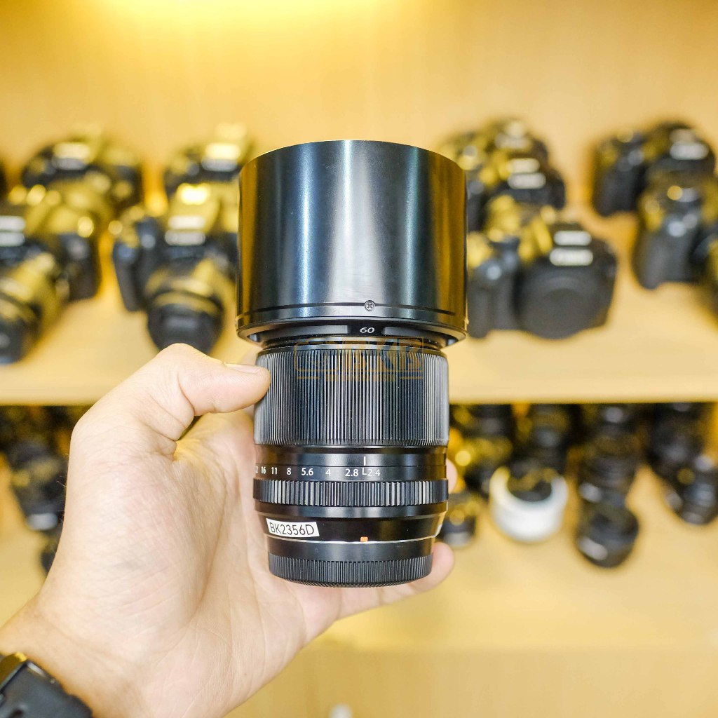 Lensa Fujifilm XF 60mm 2.4 Macro Fullset Mulus