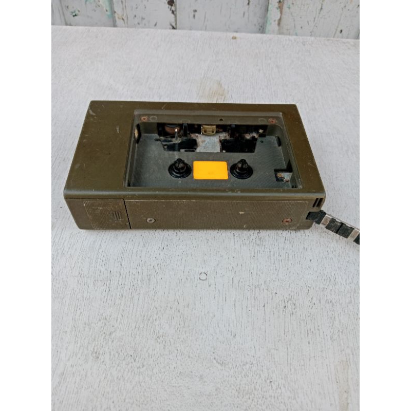 Walkman Sony TCM-131 Cassette Corder