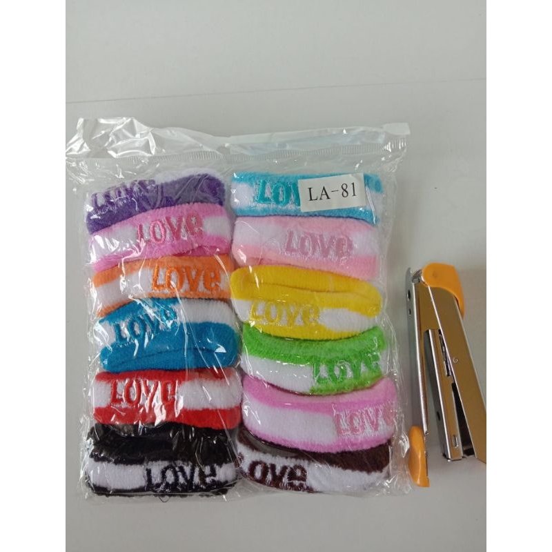 

DONAT LOVE isi 12 pcs