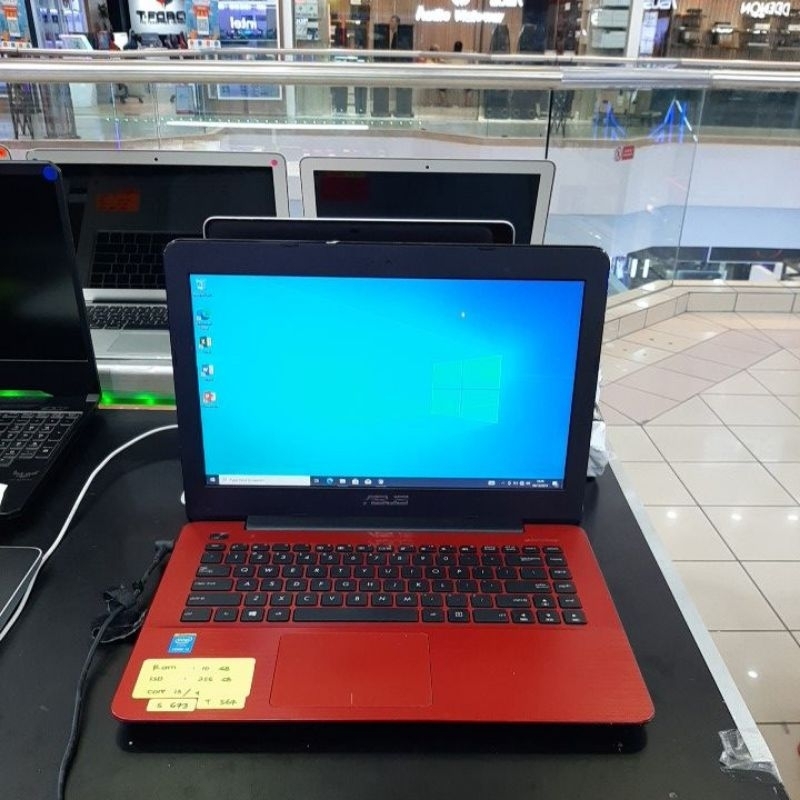 Laptop asus X455L core i3 4005U ram 10gb ssd 256gb 673