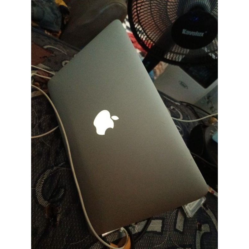 MacBook air 2011