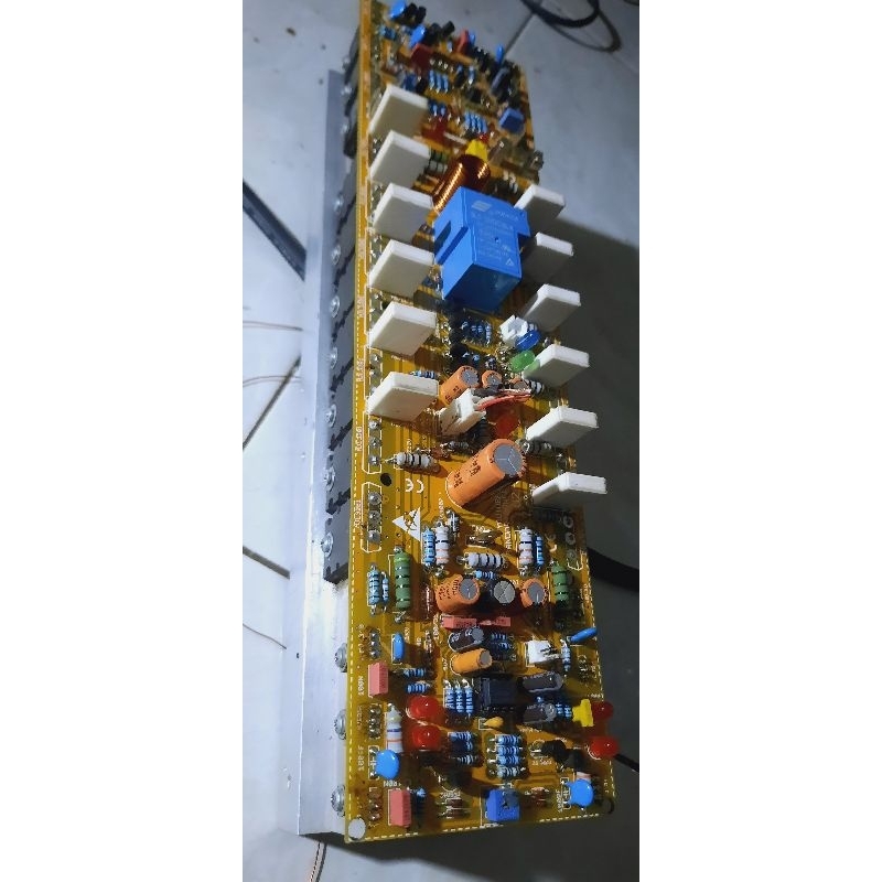 u2 5000 by bandar power