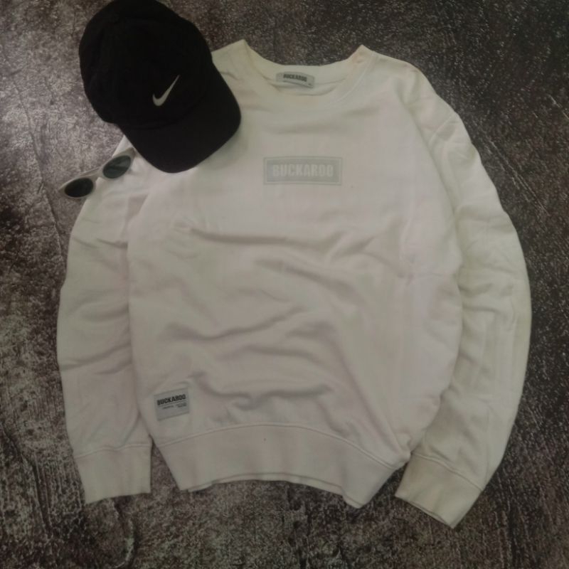 CREWNECK BUCKAROO PUTIH SECOND ORIGINAL