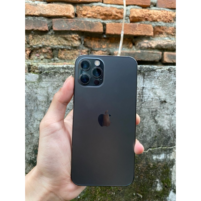 iphone second 12 pro 128 inter like new