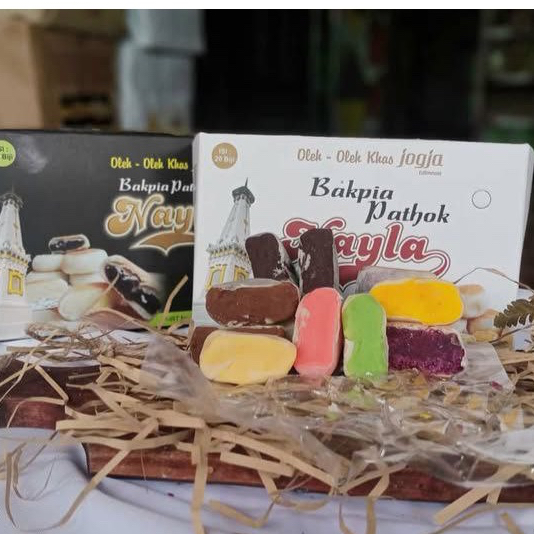 

BAKPIA PATHOK KERING NAYLA