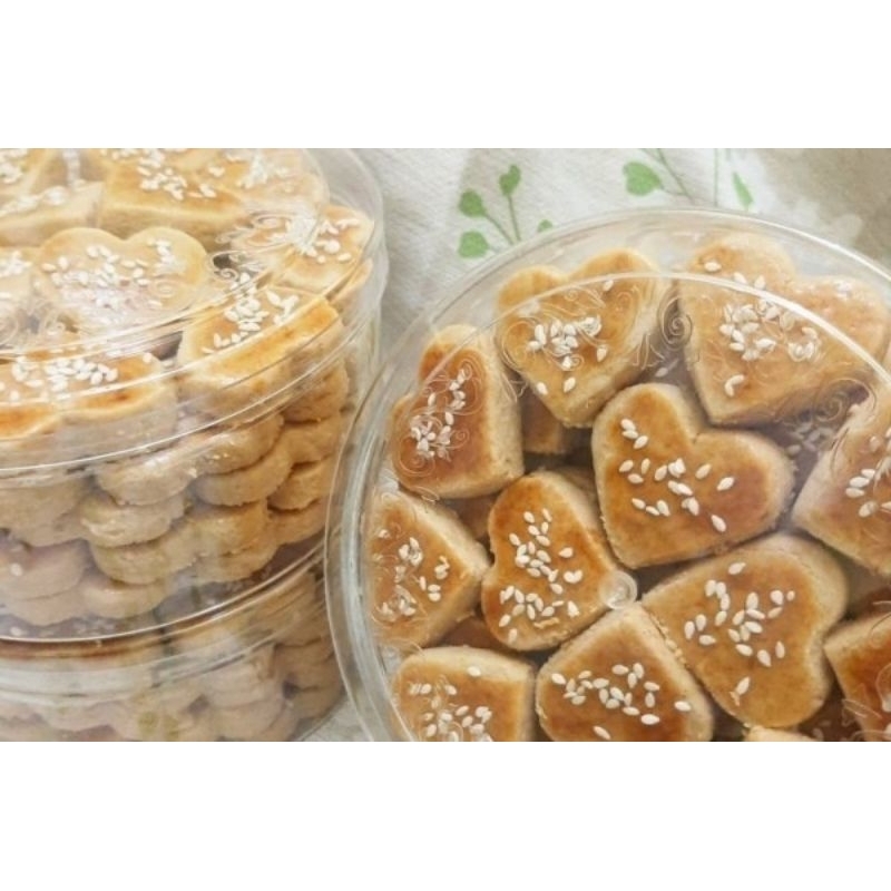 

Kue Kacang Mama Harezz - Toples 500 gr - Kue Kering - Cemilan Lebaran