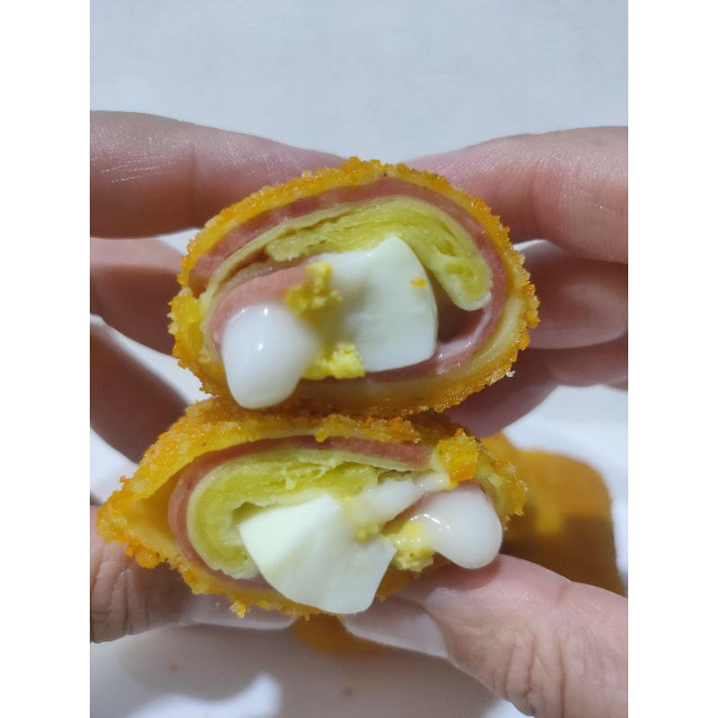 

Risol Mayo Smoke Beef & Egg
