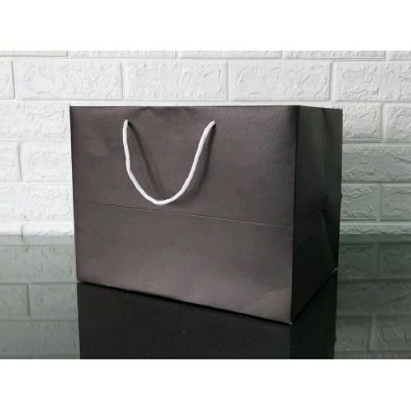 

Paperbag Kraft Tebal Uk 31 x 22 x 23,5cm