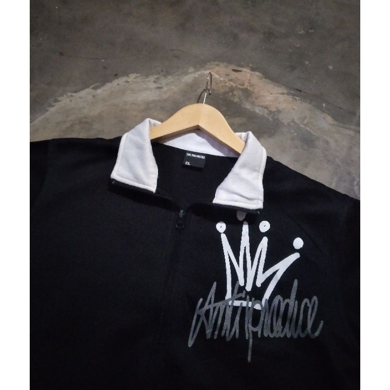 tracktop lengan pendek