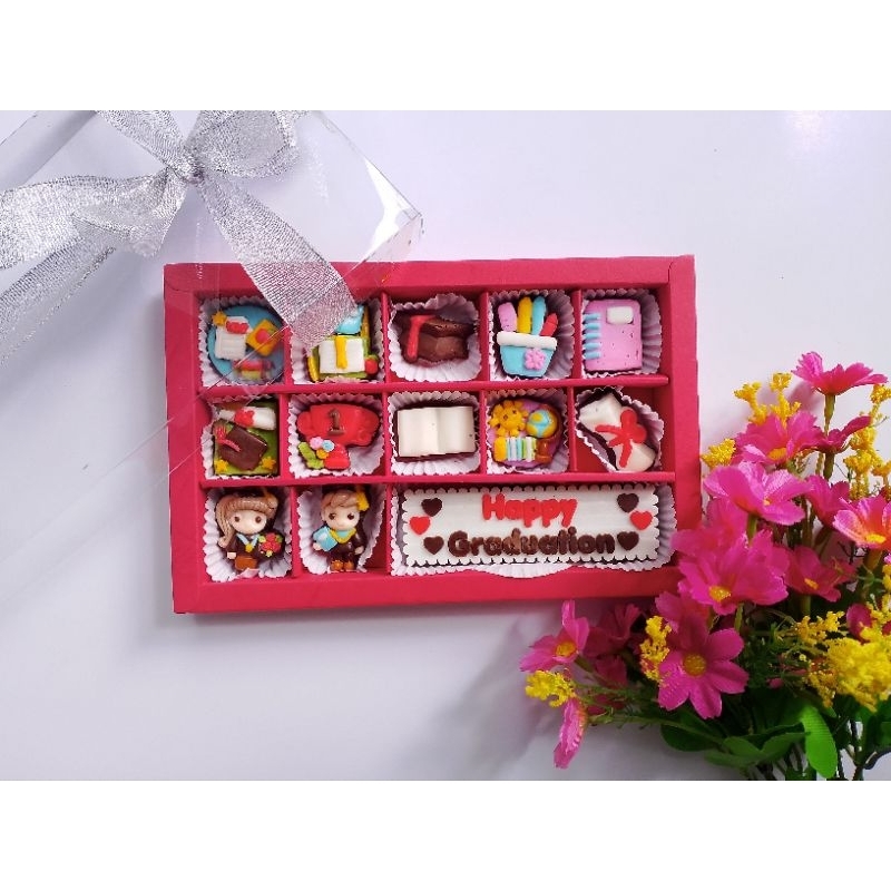 

hampers graduation cokelat premium