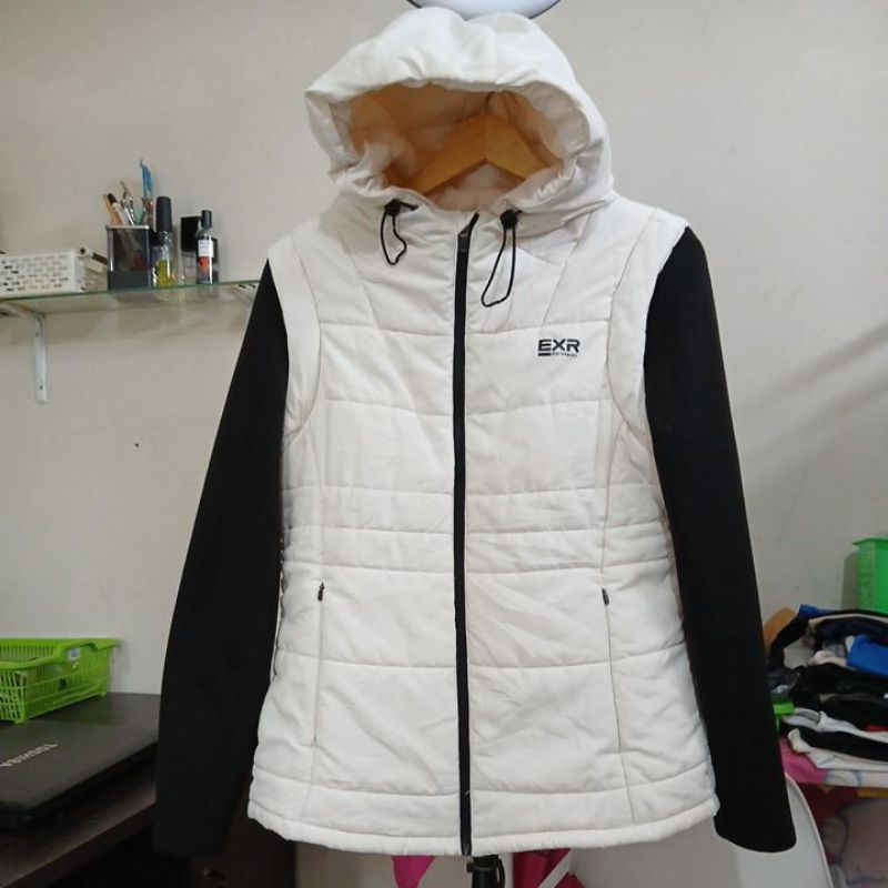 Jeket hoodie EXR second Original warna BW hitam size M ld 105cm Pjg 67cm mulus like new