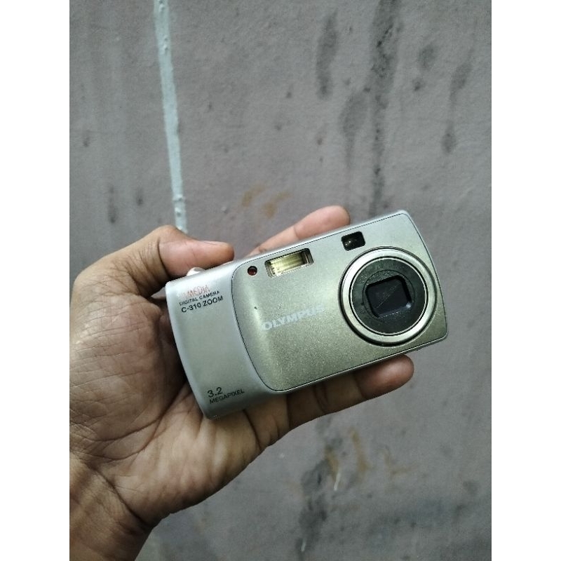olympus CAMEDIA C-310 ZOOM