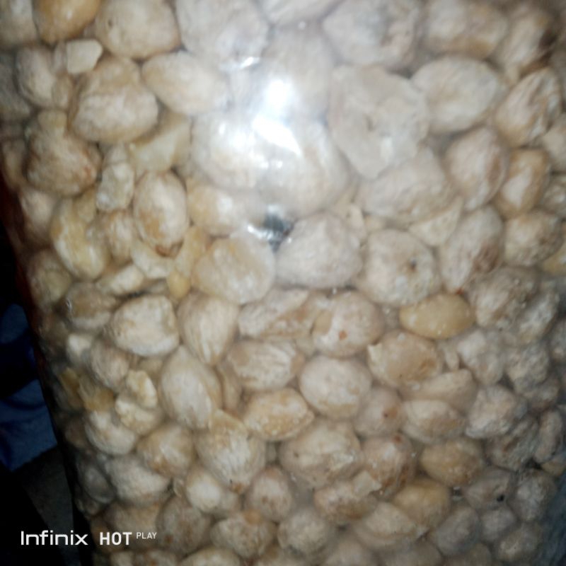 

KEMIRI BULAT SUPER 250gr/1000gr