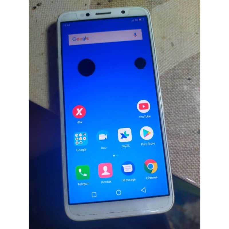 luna v55 minus tompel yg lain normal masih layak pakai