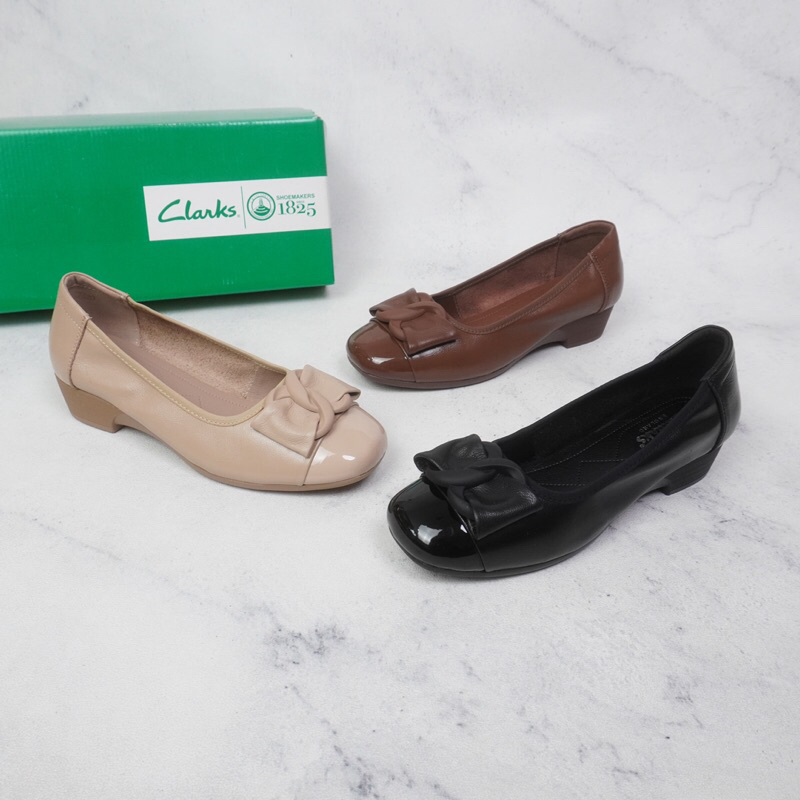 Sepatu Kulit Wanita CLARKS CL AH 7520 Hak 3,5 cm