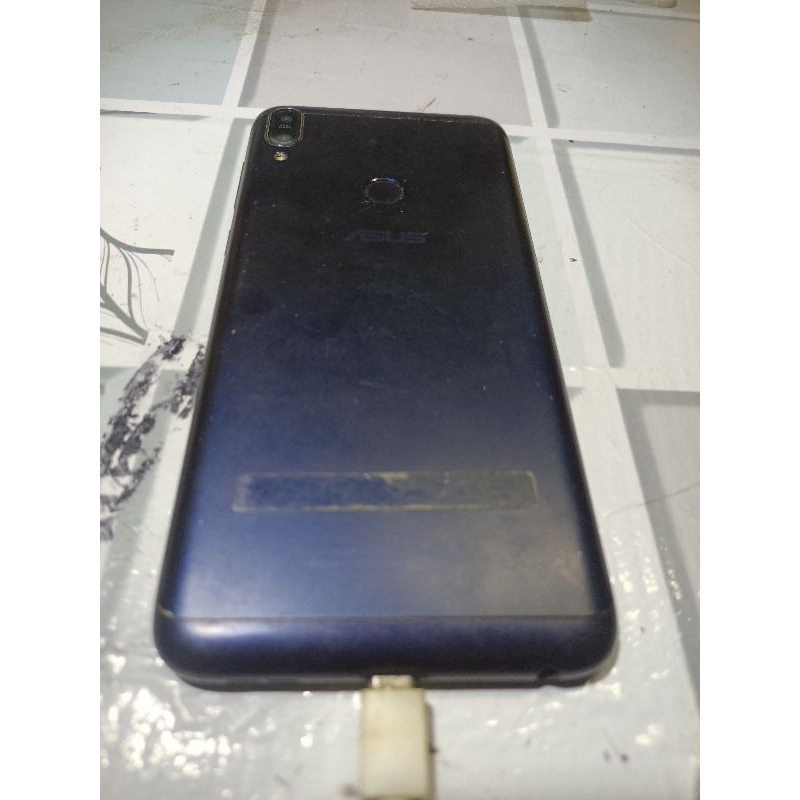 NO.19 ASUS MAX PRO M1 MINUS LCD