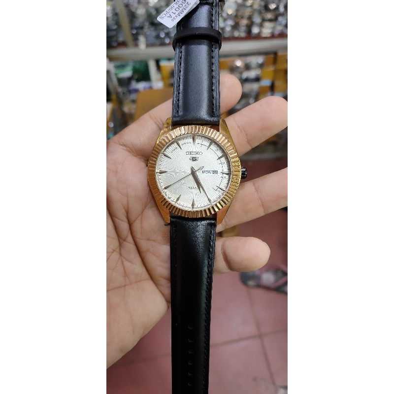 jam tangan pria seiko quartz rosegold strap kulit anti karat fashionable pria