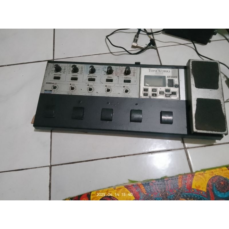 KORG AX 1000