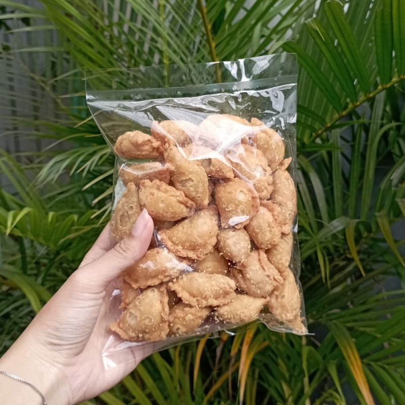 

Pastel mini isi abon 250 gram