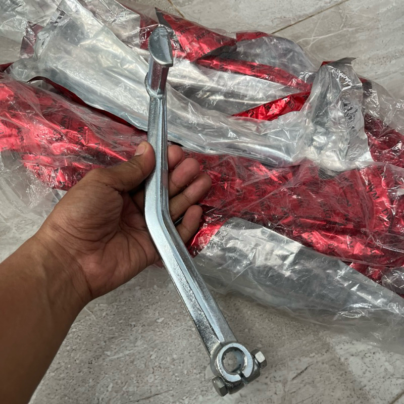 KICKSTATER VESPA PX SERIES BESI/SELAHAN VESPA PX